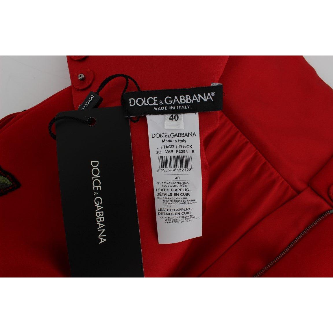 Dolce & Gabbana Red Silk Crystal Roses Shorts 1728,67345645728,Clothing,Dolce & Gabbana,IT40|S,Material: 100% Silk,New with tags,Red,Short and Mini - Shorts - Clothing,Shorts - Clothing,Shorts - Women - Clothing,Women,Women - Clothing