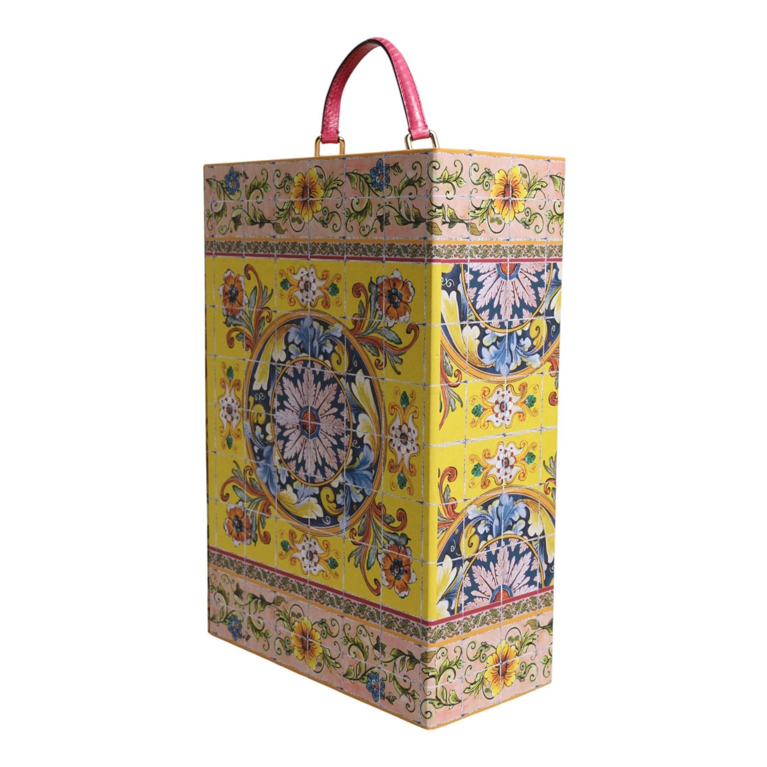 Front view with bag zipped and handles upright.
