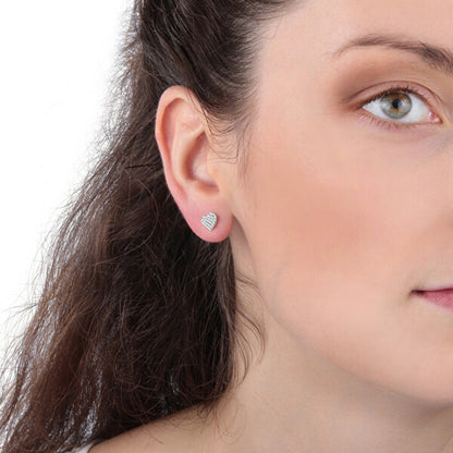 Woman wearing earrings from LA PETITE STORY JEWELRY Mod. LPS02ARQ11 collection, close-up on ear and jewelry.