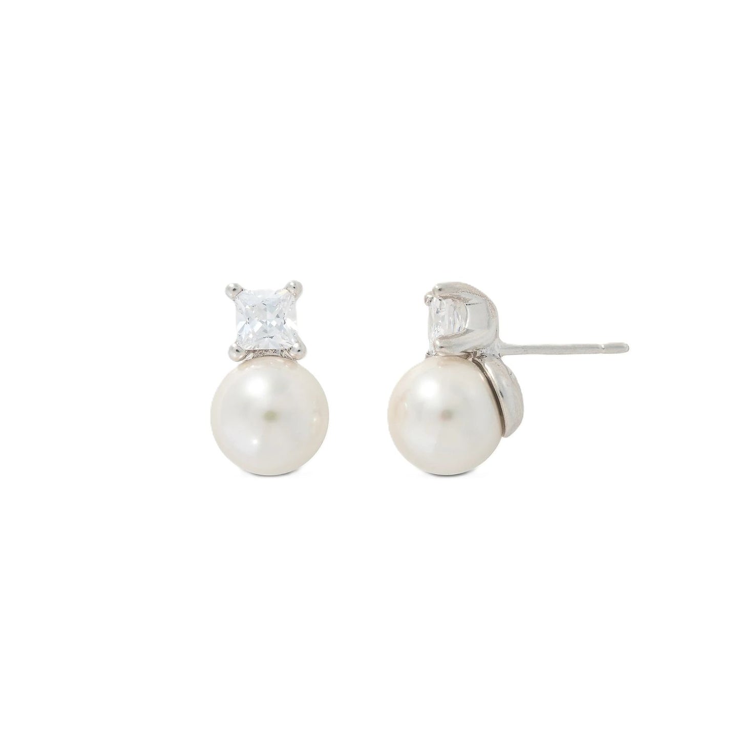 MAJORICA JEWELRY Mod. 15309.01.2.E00.000.1 elegant pearl and stone earrings displayed side by side.