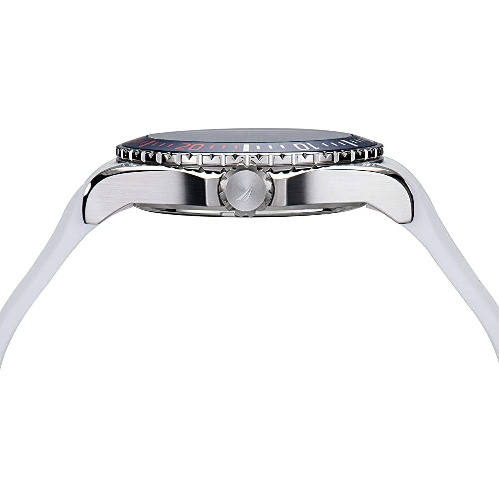 Side view of the NAUTICA Mod. NAPCPS902 watch showing the sleek case design and mineral dial, highlighting the quartz analog movement.