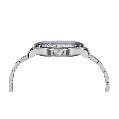 Side view of NAUTICA Mod. NAPCPS904 gent's quartz analog multifunction watch with a 46mm case and bracelet.