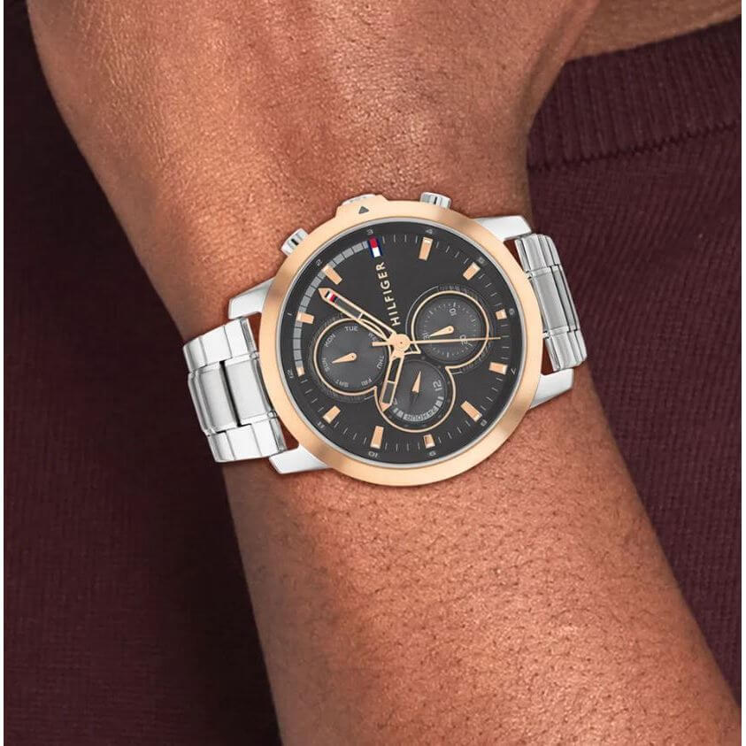 TOMMY HILFIGER Mod. 1792050 quartz analog gent watch, 46mm case, water resistant 5 ATM, mineral dial, shown on wrist with official bracelet.