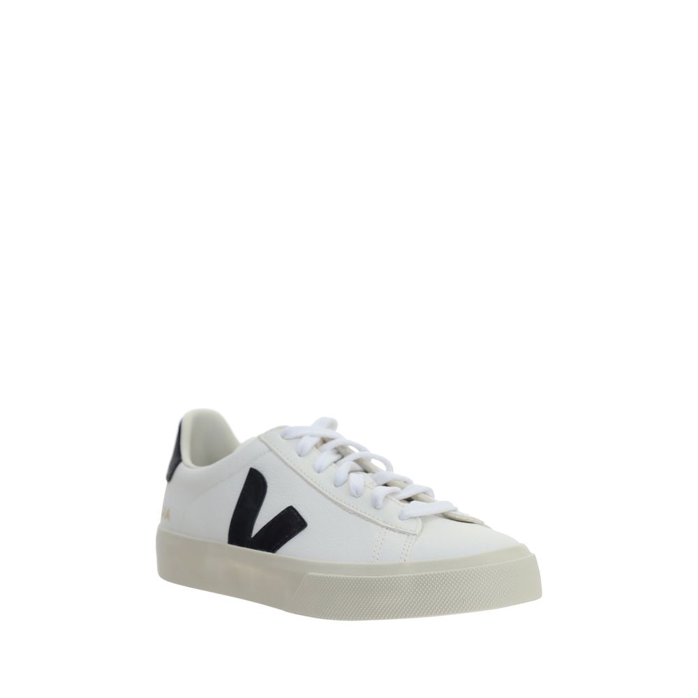 Veja White Calf Leather Bos Taurus Low Top Sneakers with V logo, contrasting heel details, and lace-up closure for AW25 style.